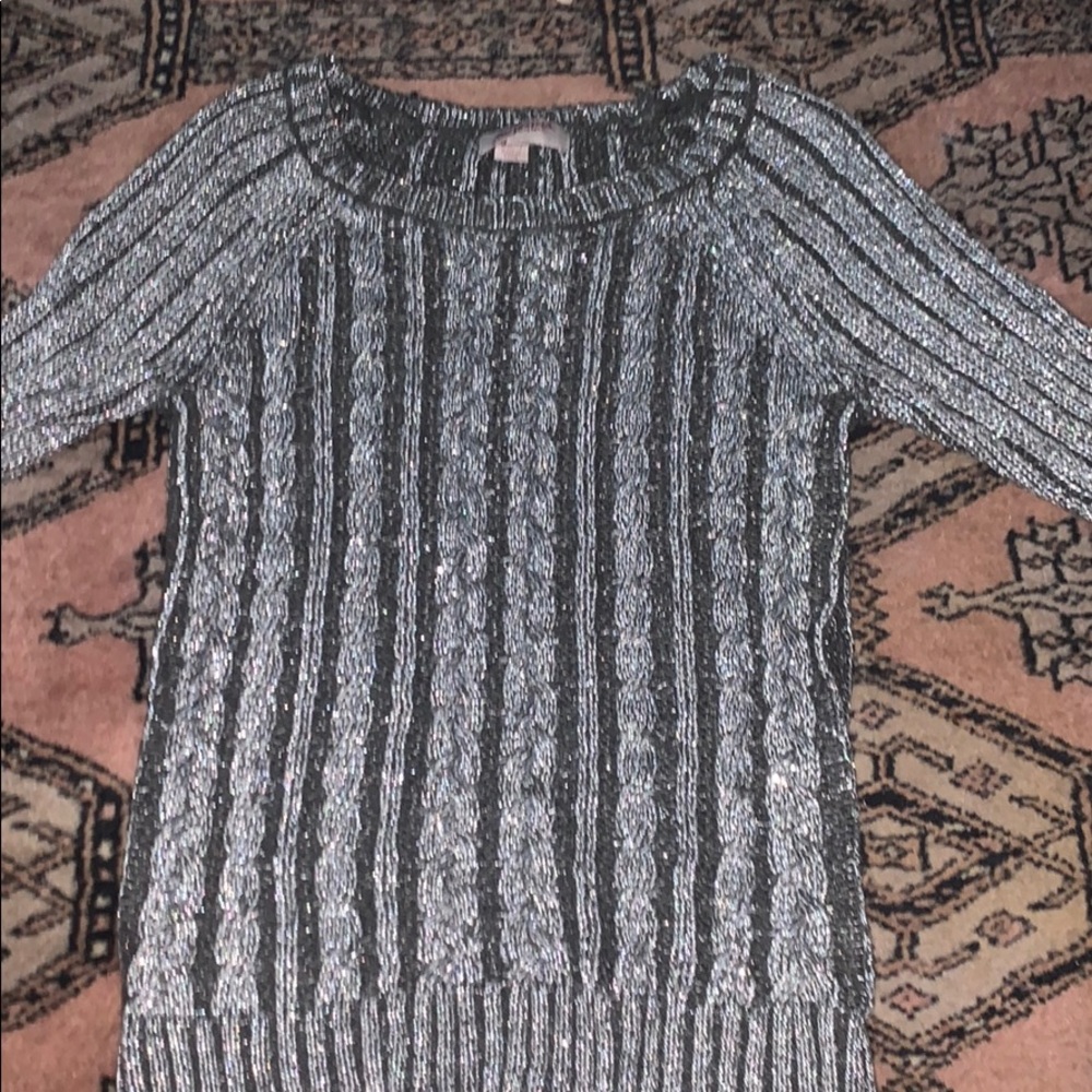 Sweater/shirt